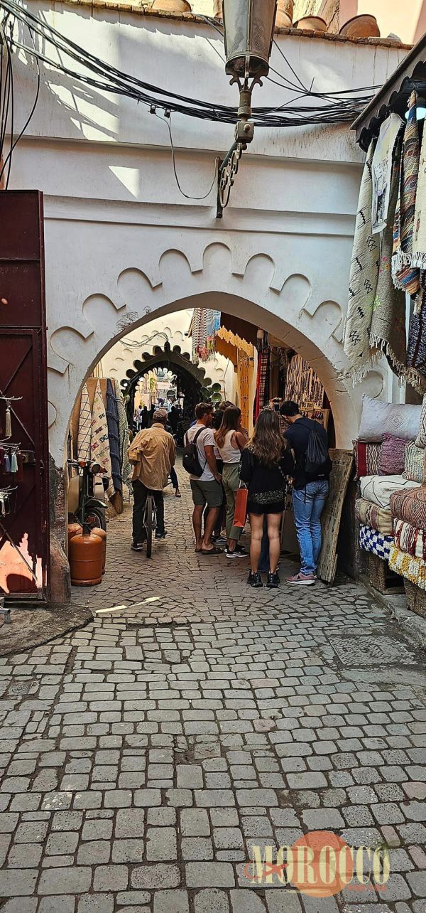 Marrakech városnéző csoportos program magyar nyelven kiscsoportos - Image 7